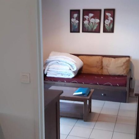 Charmant Logement Avec Piscine Bergerac Zewnętrze zdjęcie