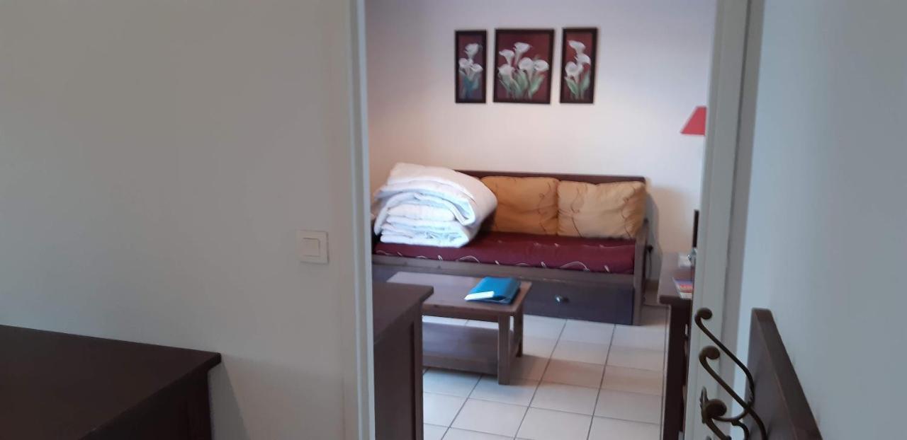 Charmant Logement Avec Piscine Bergerac Zewnętrze zdjęcie