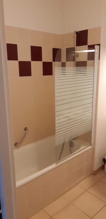 Charmant Logement Avec Piscine Bergerac Zewnętrze zdjęcie